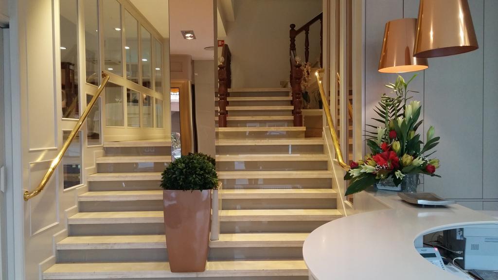 Hotel Serantes O Grove Bagian luar foto