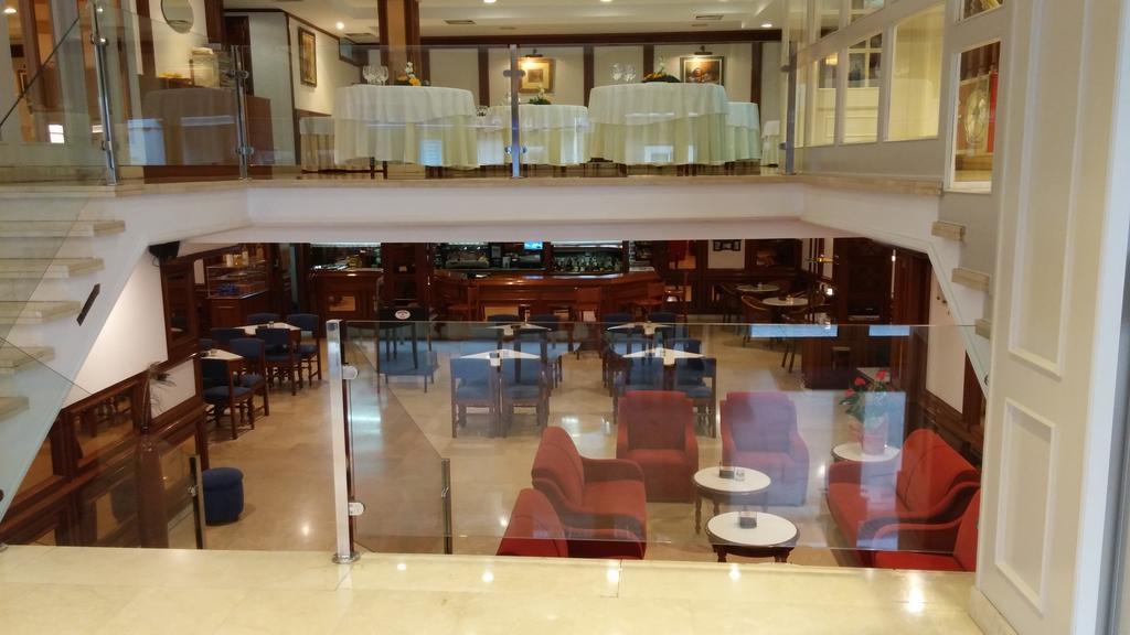 Hotel Serantes O Grove Bagian luar foto