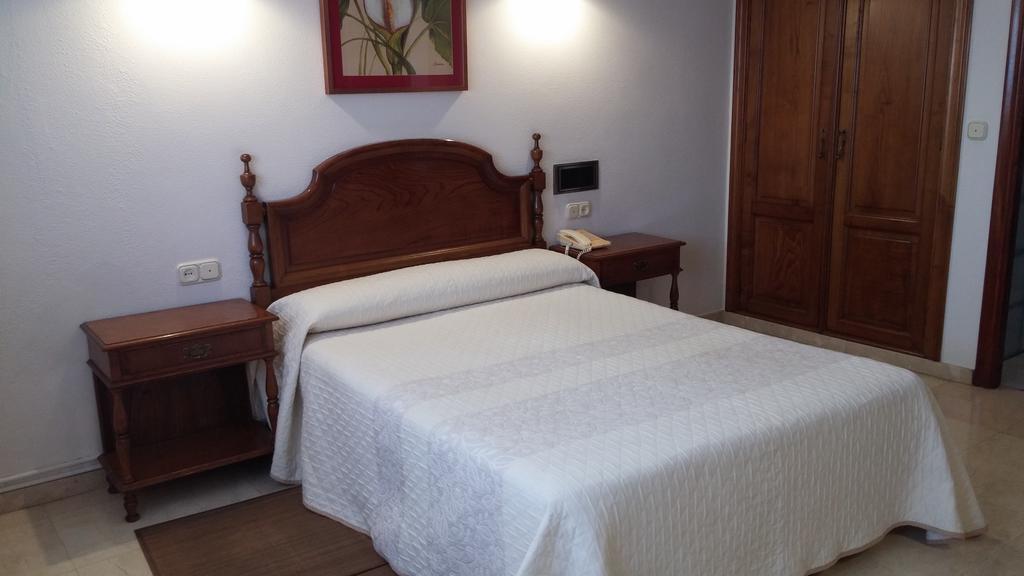 Hotel Serantes O Grove Bagian luar foto